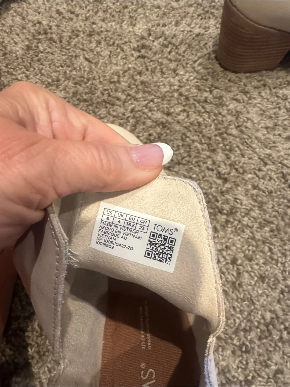 Toms Cream Leather Ankle Booties with Stacked Heel